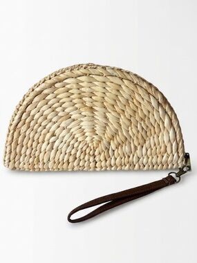 3AM FOREVER Natural Woven Straw Half Moon Wristlet Clutch Bag